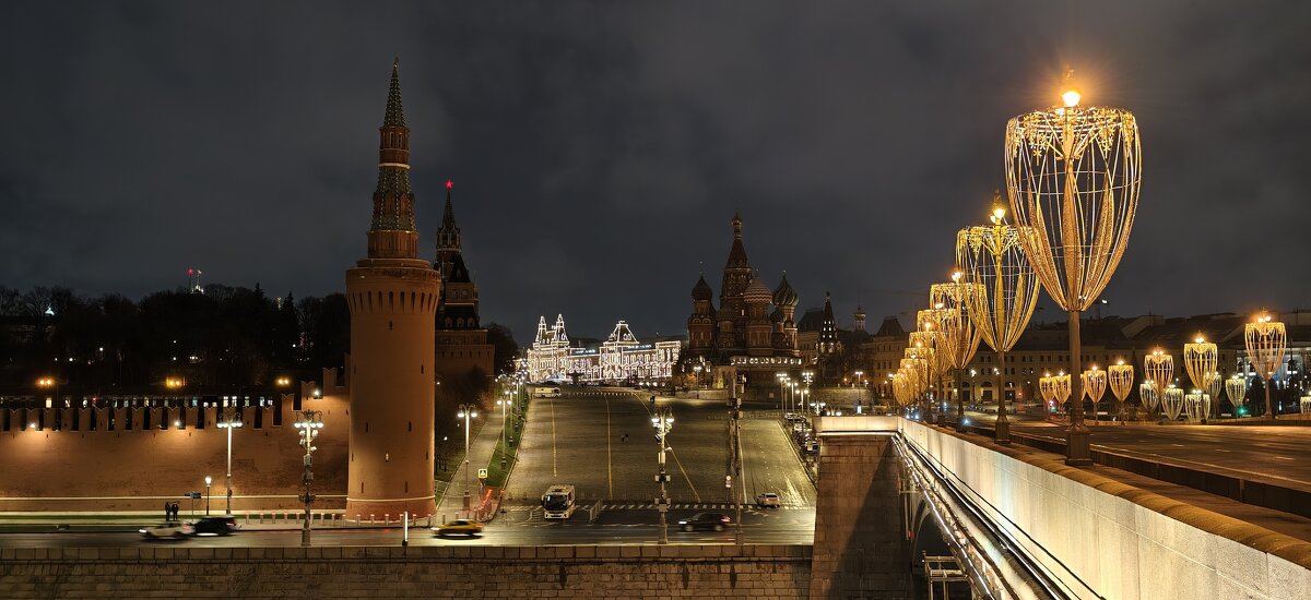 Большой Москворецкий мост - <<< Наташа >>>