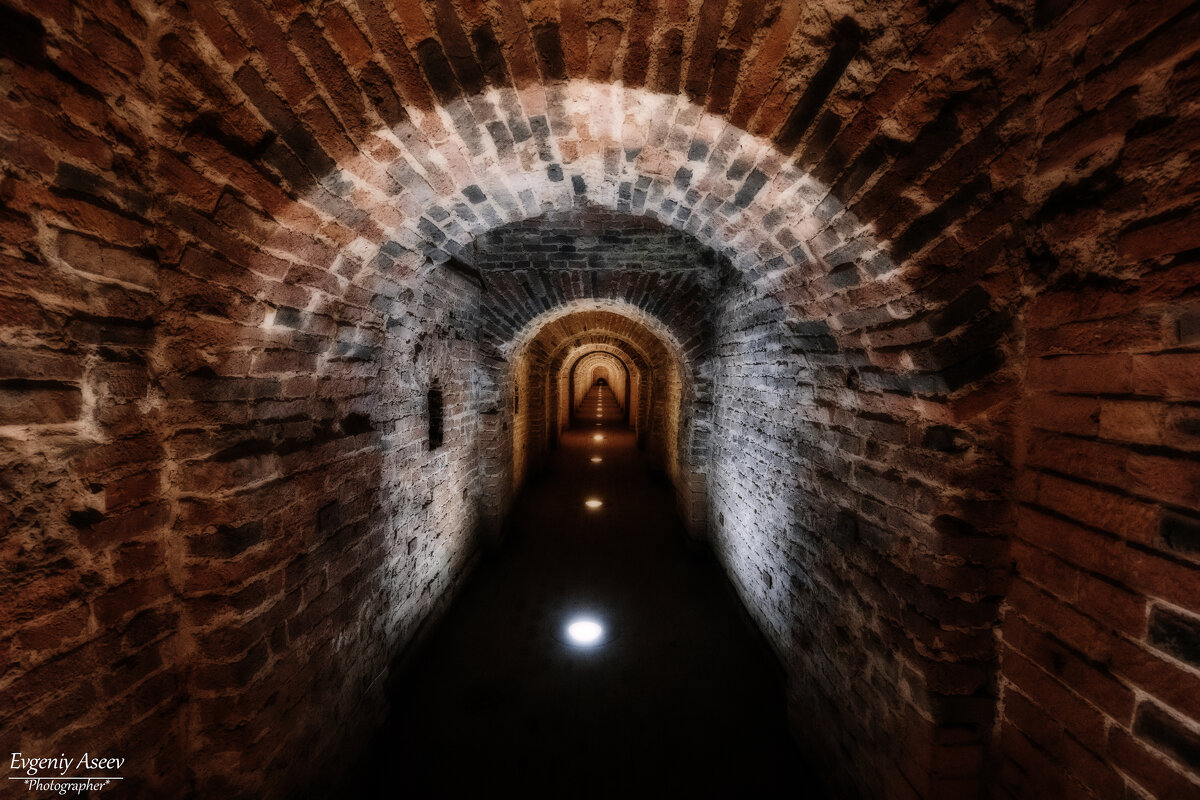 В подземельях Петропавловки - Евгений 