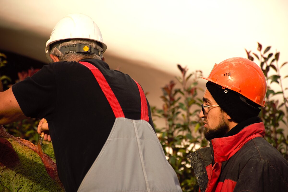 Художник и подмастерье. - Юрий Полторыхин.