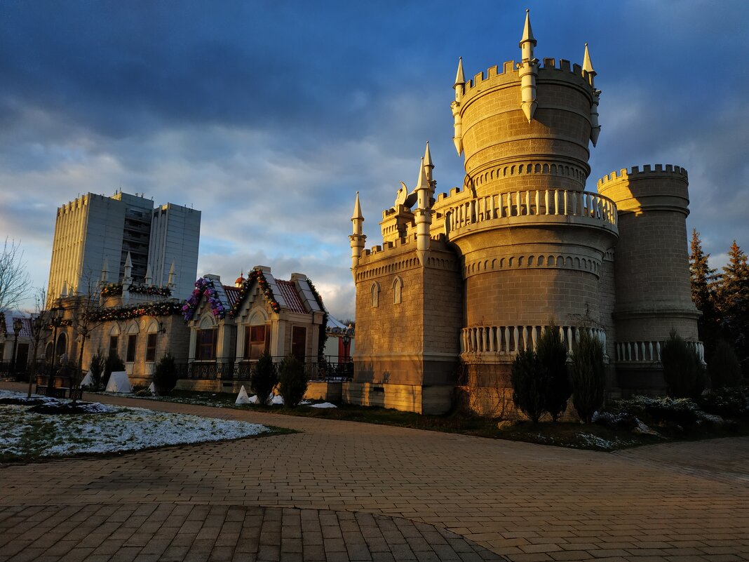 * * * - Андрей Лукьянов * * * - Андрей Лукьянов