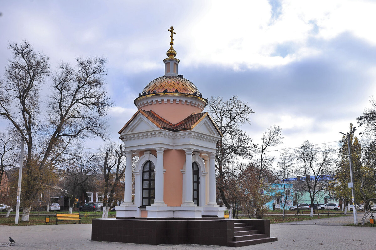 На площади - Юрий Гайворонскiий