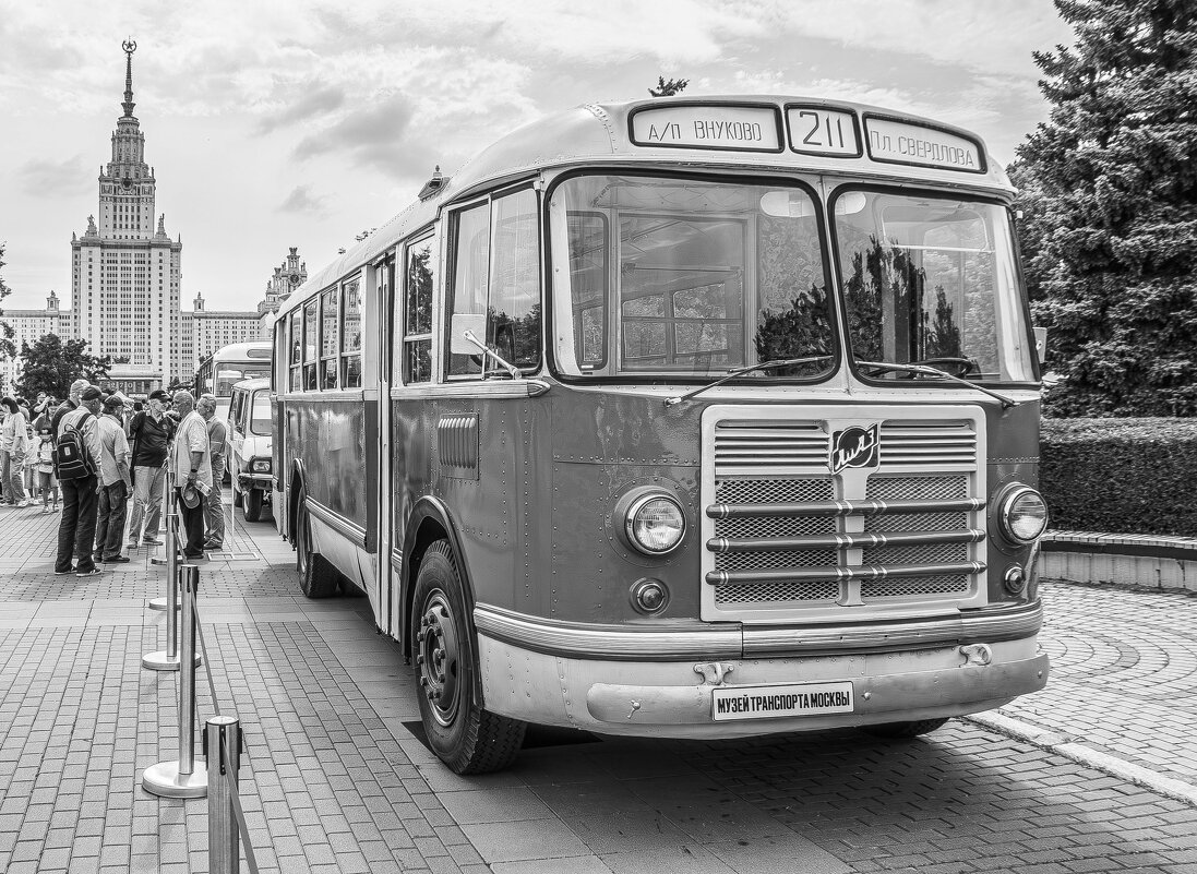 Москва монохромная. - Владимир Мигонькин