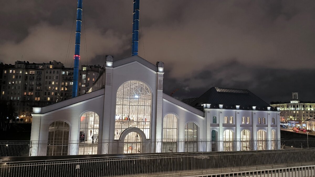 Дом культуры ГЭС-2. - Ольга 