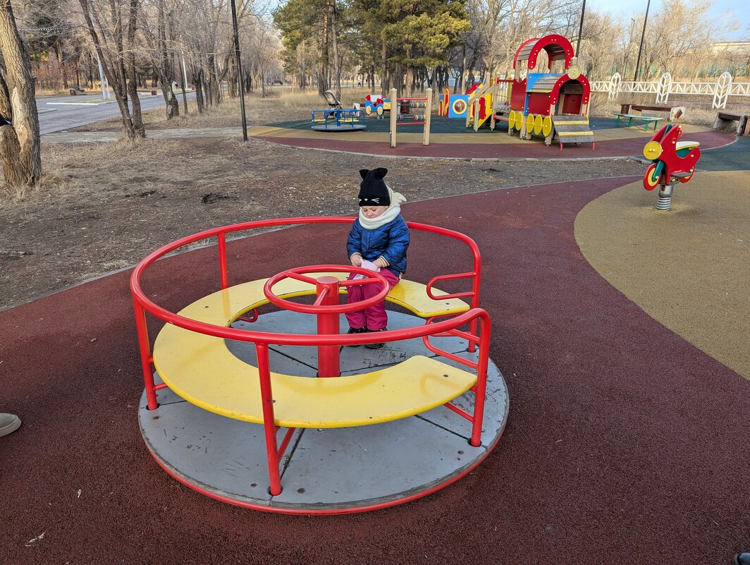 Каруселька... - Андрей Хлопонин