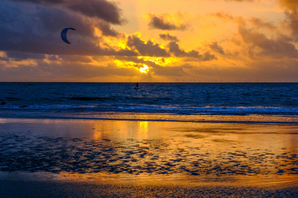 Закат на Атлантическом берегу - Георгий А Закат на Атлантическом берегу - Георгий А
