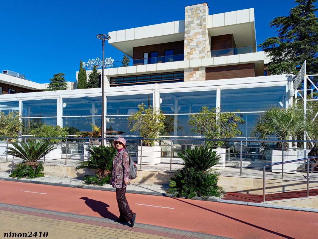 Адлер. Имеретинская (Олимпийская) набережная - Нина Бутко