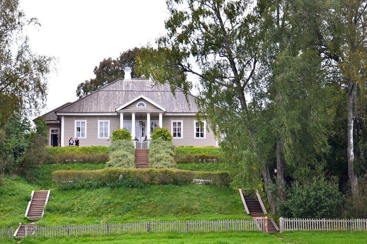 МИХАЙЛОВСКОЕ. - Виктор Осипчук