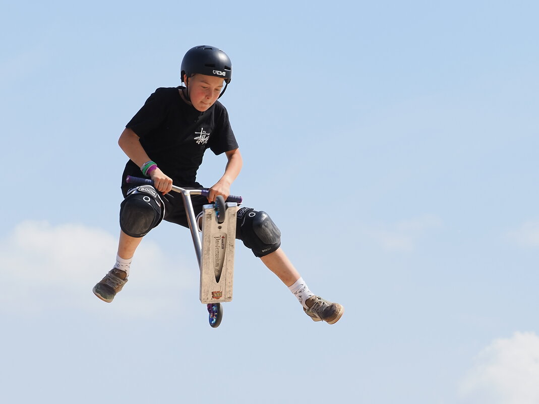 В небе. - Евгений Седов