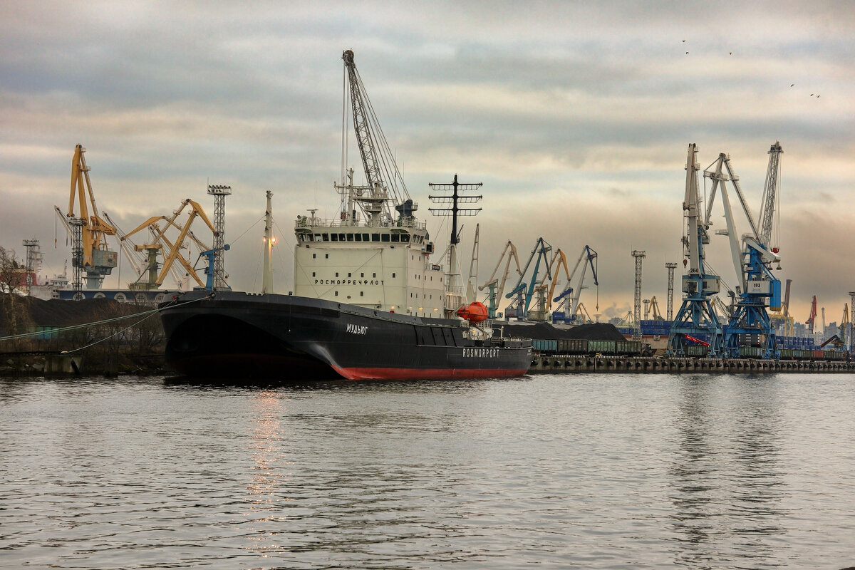 Промышленный Санкт-Петербург - skijumper Иванов