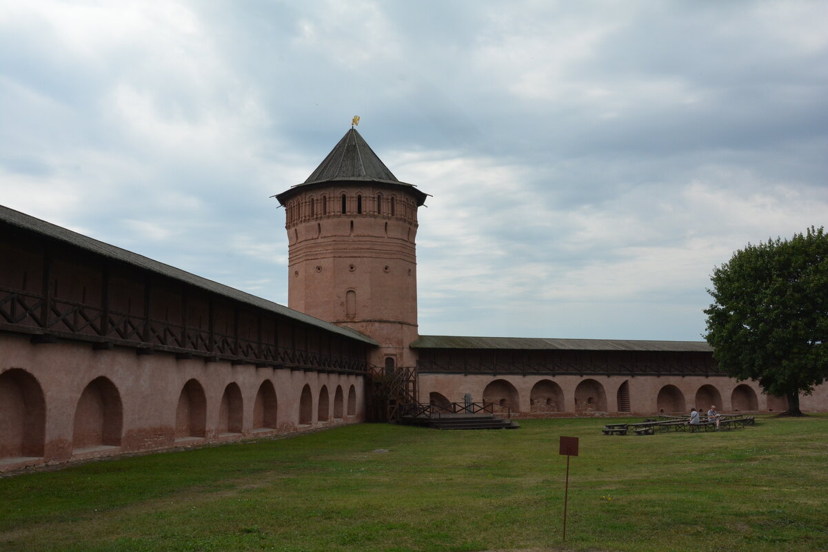 стены монастыря - Галина R...