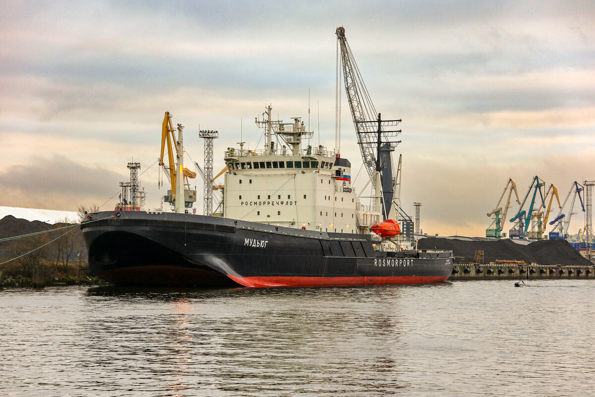 Ледокол - skijumper Иванов