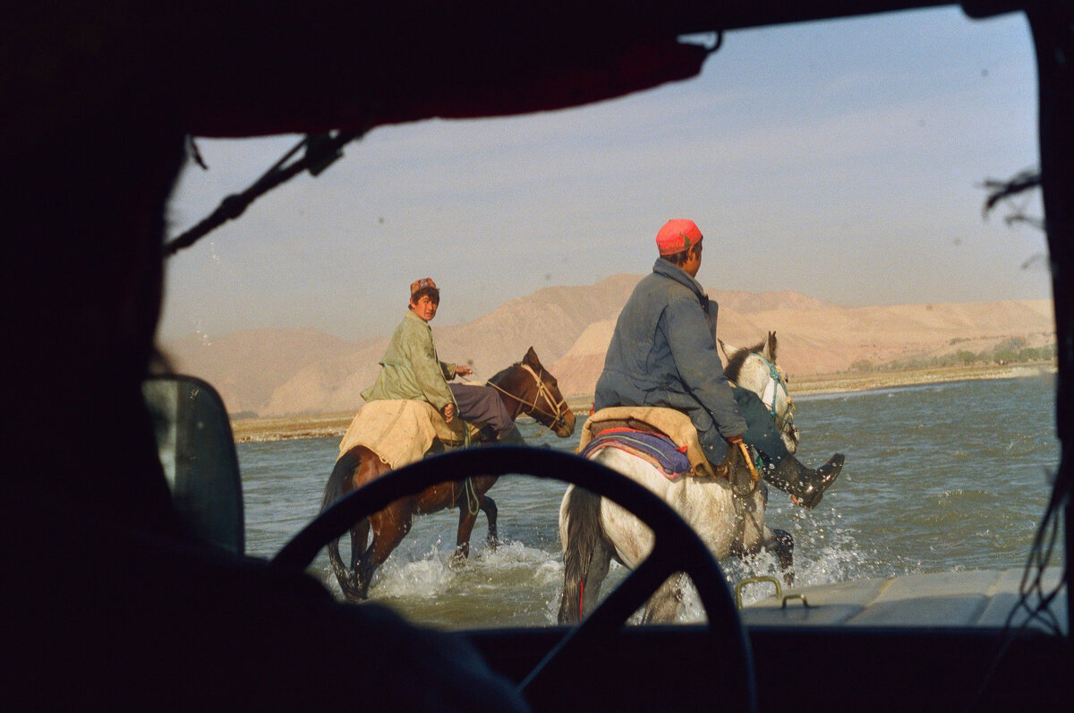 Переправа - Сергей Золотавин