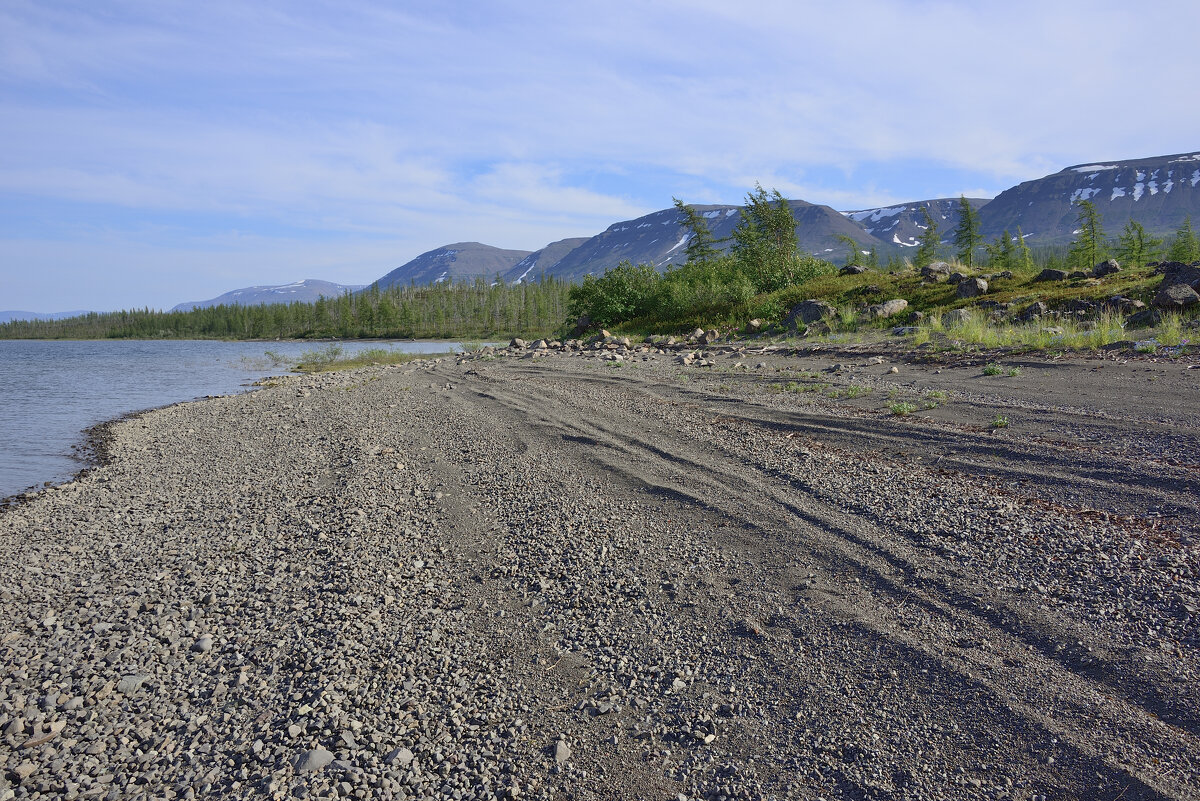 *** - Александр Хаецкий