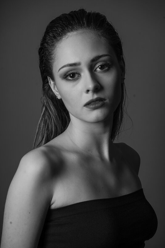 Варя. ч/б - Михаил Трофимов