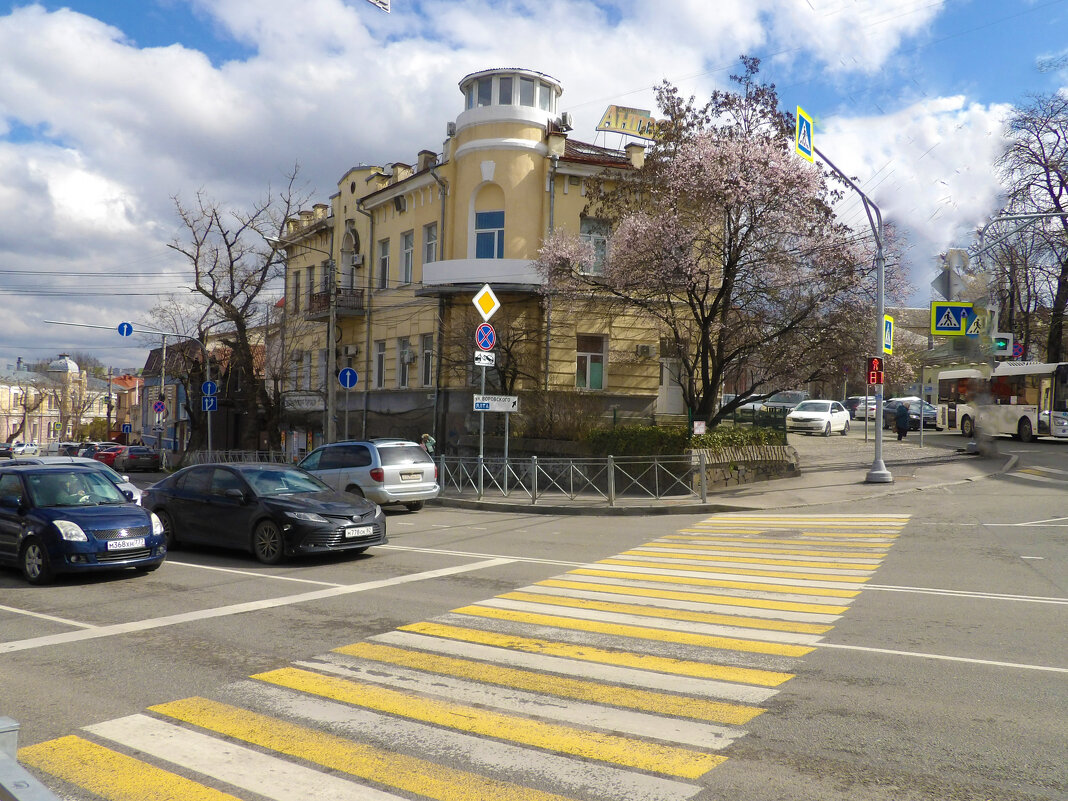 Архитектура Симферополя - Валентин Семчишин Архитектура Симферополя - Валентин Семчишин