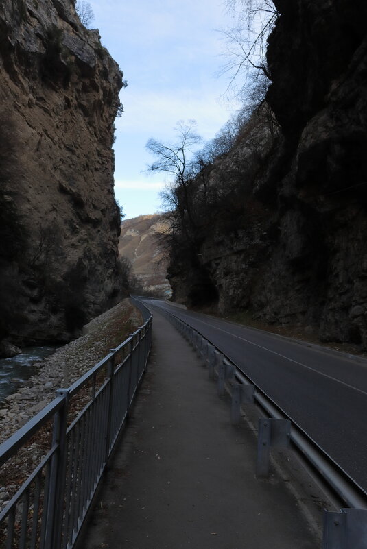 Чегемская теснина. - Александр Николаев