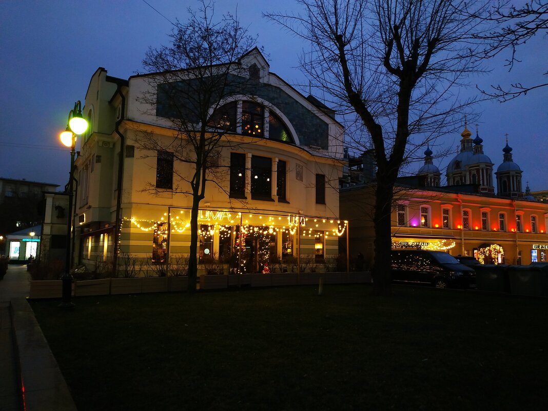 Москва вечерняя - Андрей Лукьянов Москва вечерняя - Андрей Лукьянов