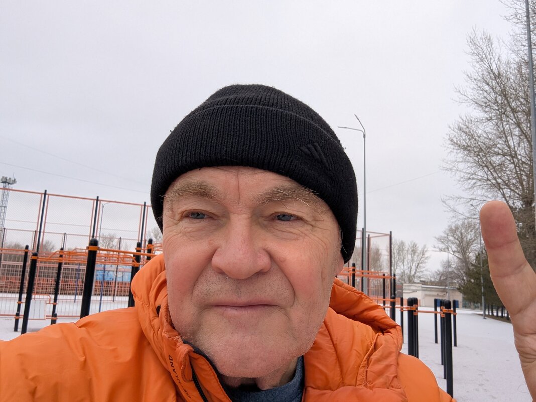 Всем хорошего дня. - Андрей Хлопонин