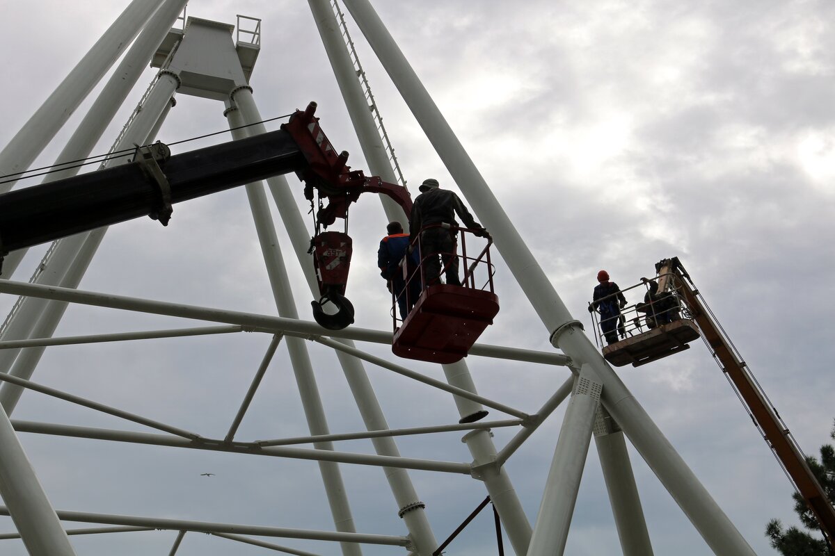 Строительство колеса обозрения - Ольга 
