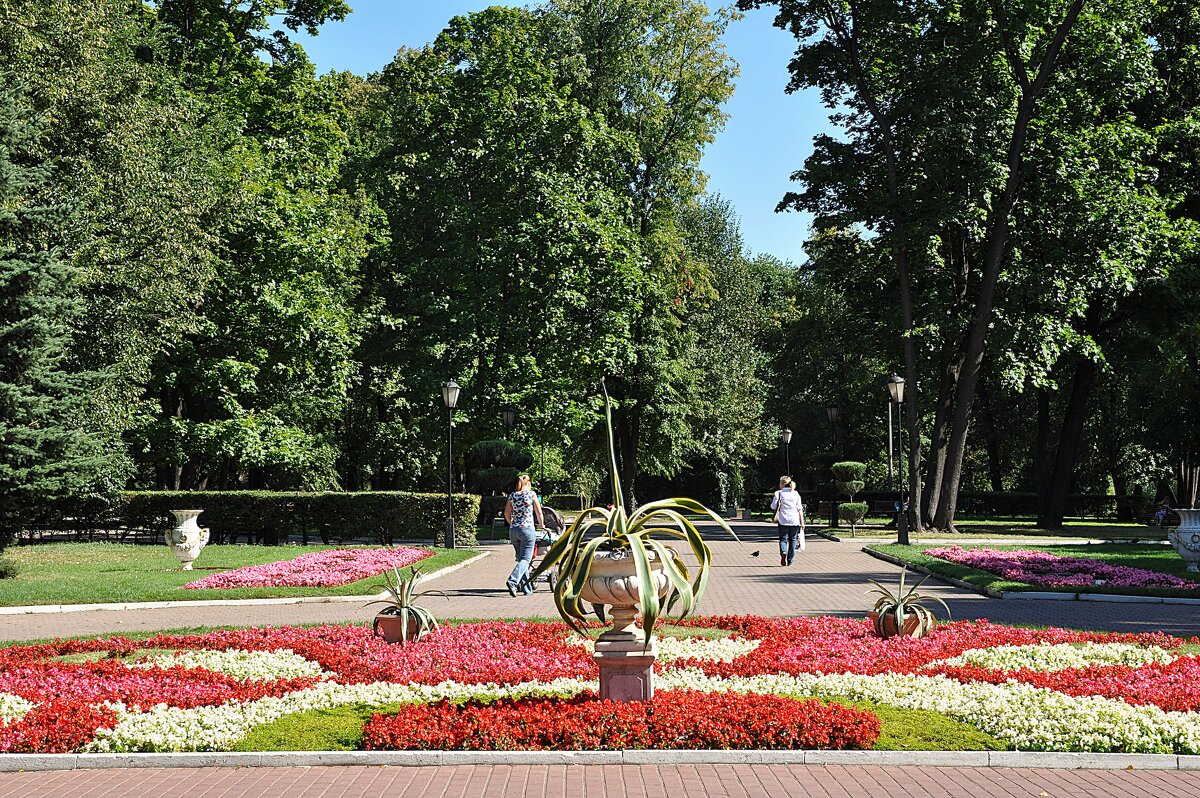 Лефортовский ( Головинский ) парк - Анатолий Колосов Лефортовский ( Головинский ) парк - Анатолий Колосов
