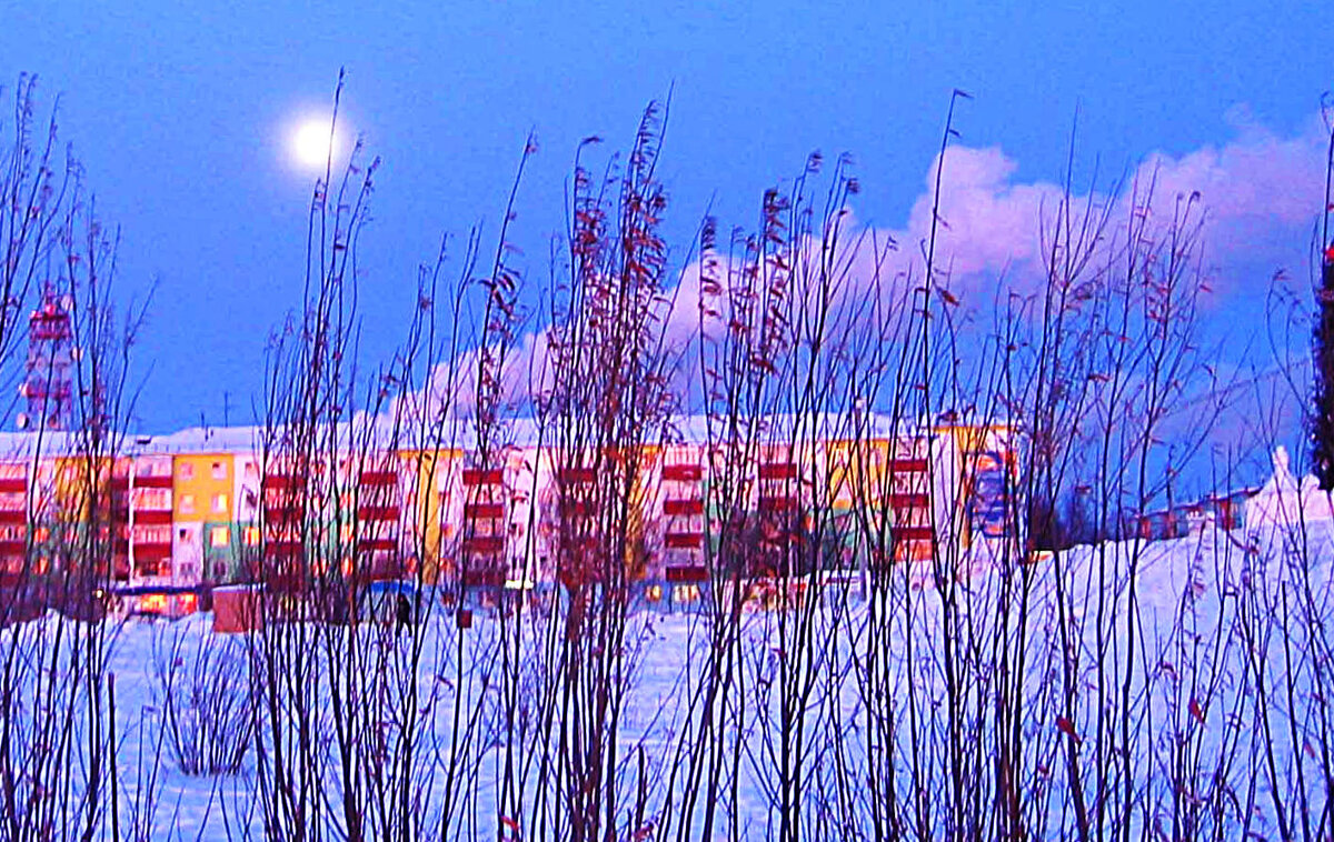 Январь...Новогодняя луна над городом! - Владимир 