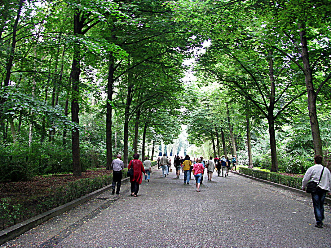 Берлин. Трептов - Парк. - Владимир Драгунский Берлин. Трептов - Парк. - Владимир Драгунский