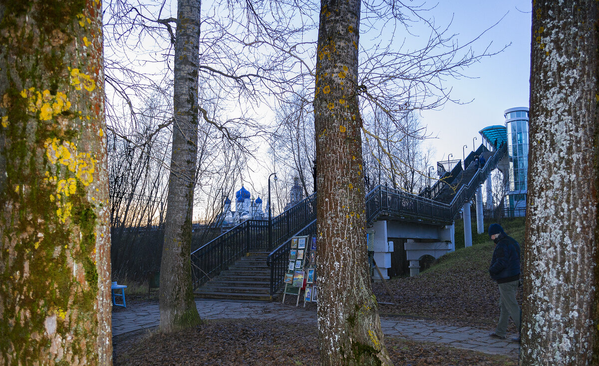 Прошу на выход - Сергей Цветков Прошу на выход - Сергей Цветков