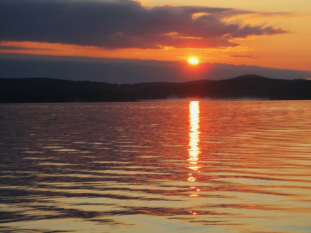 рассвет на озере Таватуй - Елена Шаламова рассвет на озере Таватуй - Елена Шаламова