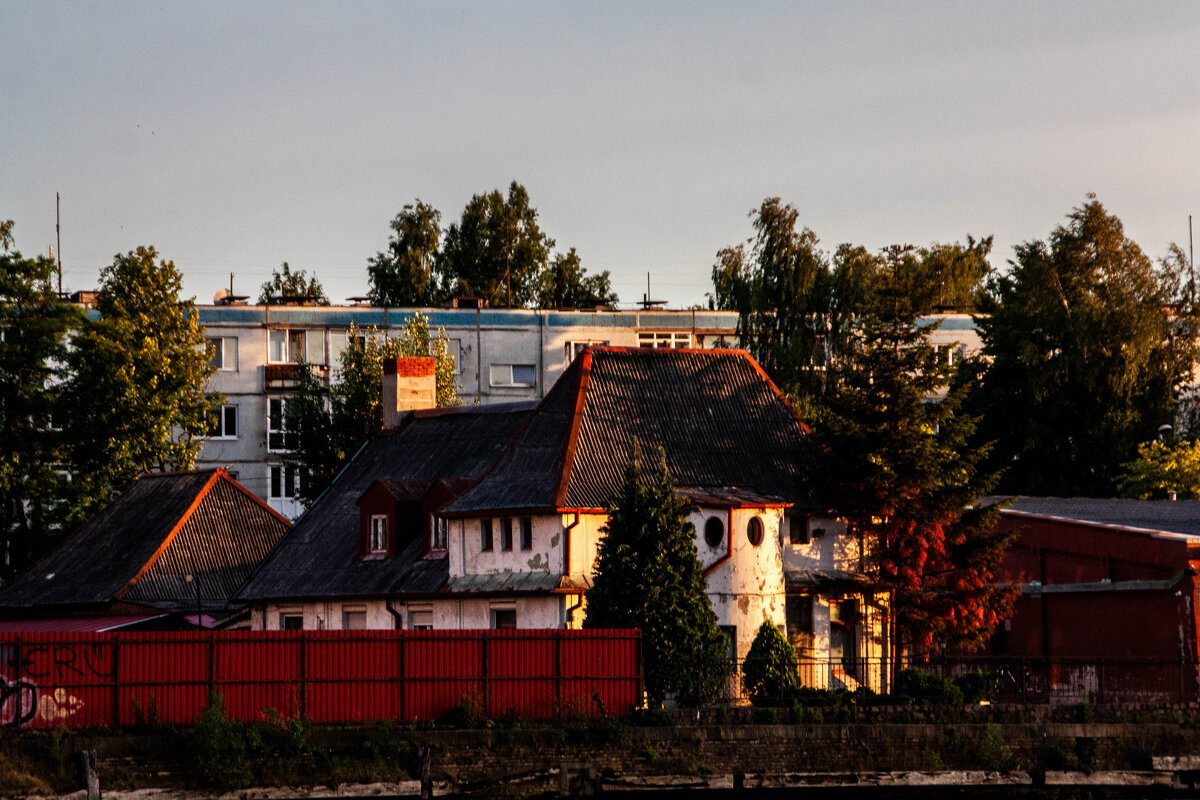 Что-то из Калининграда - Chortyla Что-то из Калининграда - Chortyla