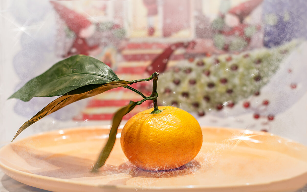 Мандарин... В моем далеком детстве он был штучным товаром ...не то,что сейчас!..и это радует!!! . - Bosanat Мандарин... В моем далеком детстве он был штучным товаром ...не то,что сейчас!..и это радует!!! . - Bosanat