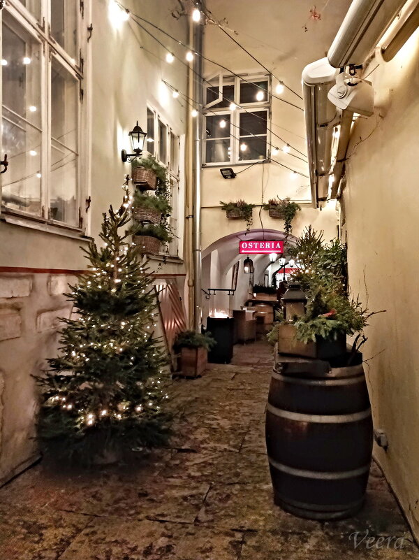 Вечер в Старом городе - Veera V Вечер в Старом городе - Veera V