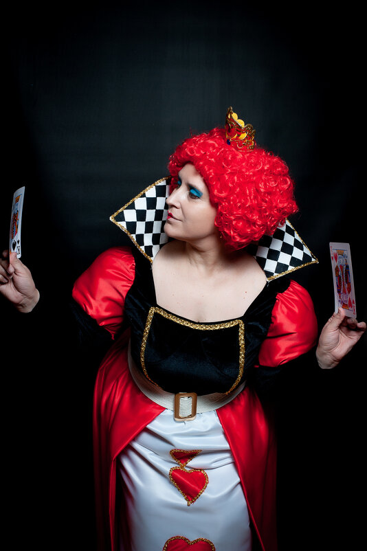 Королева - Екатерина Пенежина Королева - Екатерина Пенежина