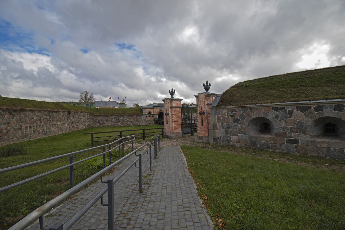 ВХОД В КРЕПОСТЬ. - Николай 