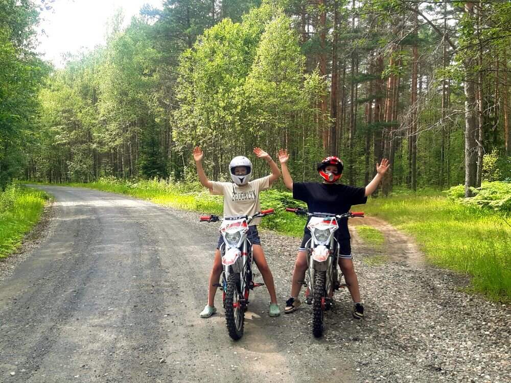 Вот они какие девчонки на каникулах у бабушек! - Нина Андронова