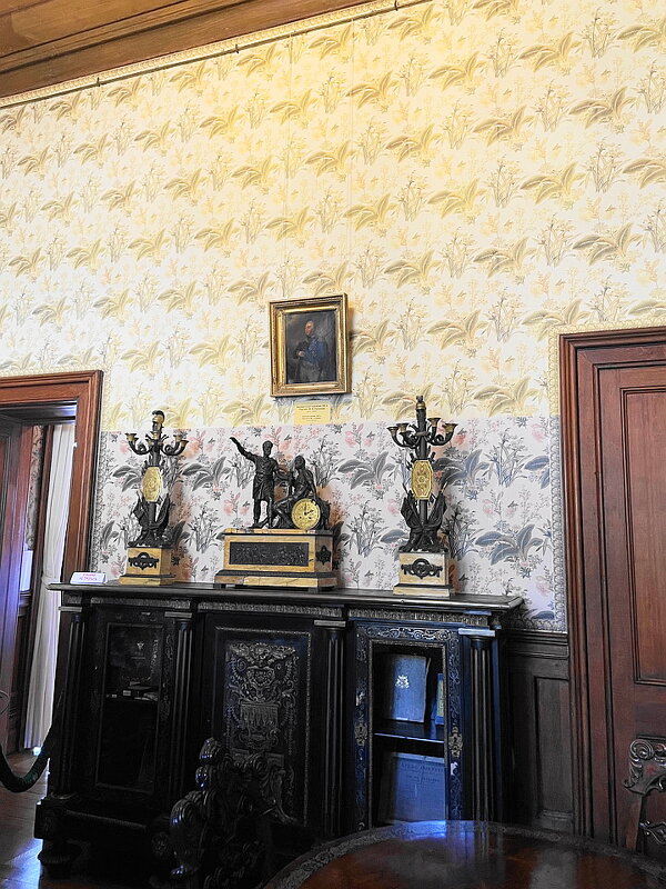 Камод. - Александр Владимирович Никитенко Камод. - Александр Владимирович Никитенко