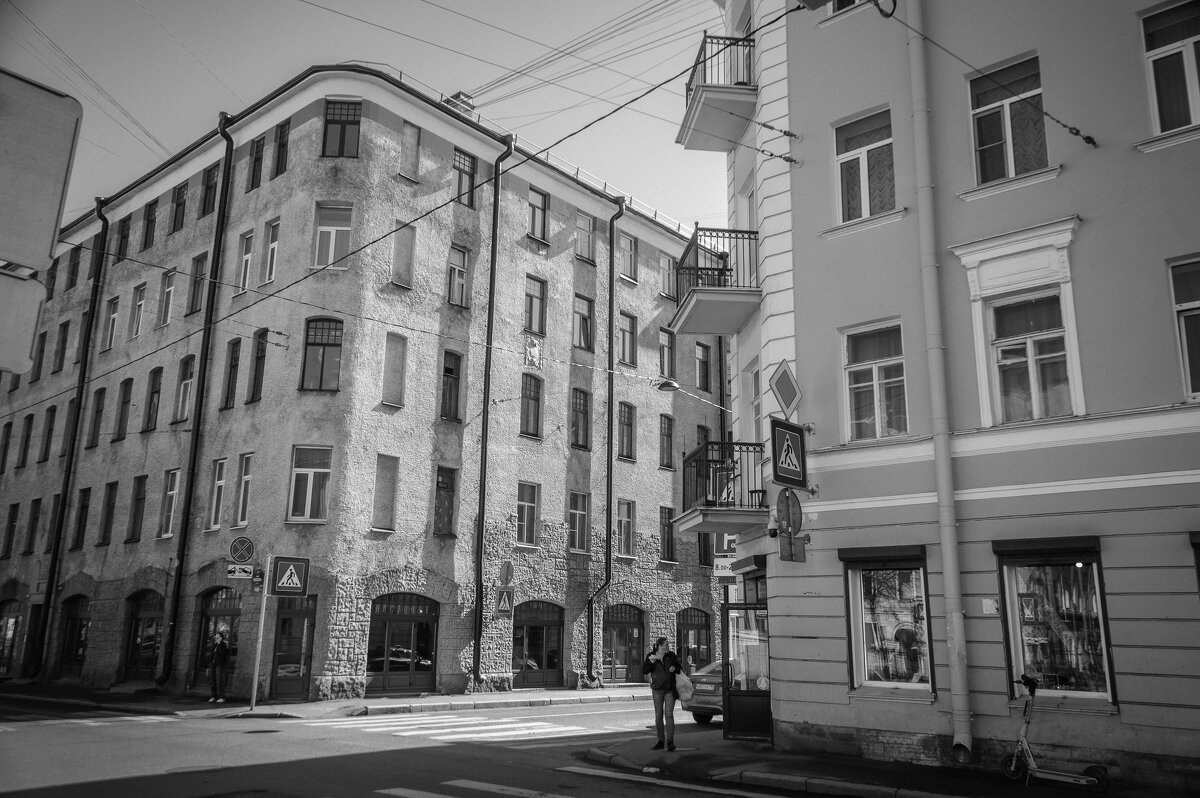 На Петроградке - Олег Загорулько