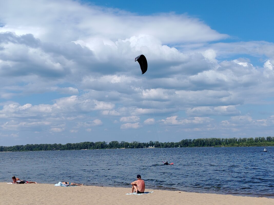 Чудесный летний денёк на Волге - Надежда Чудесный летний денёк на Волге - Надежда
