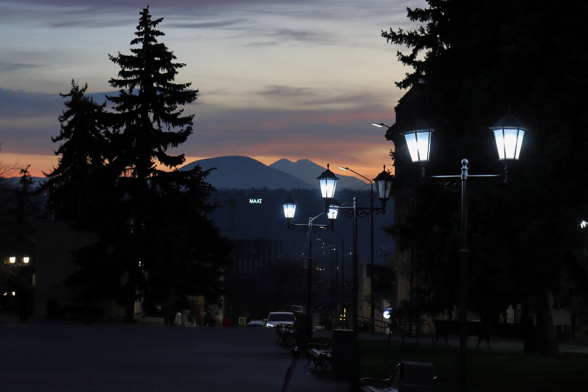 Вечерний Пятигорск. - Александр Николаев Вечерний Пятигорск. - Александр Николаев