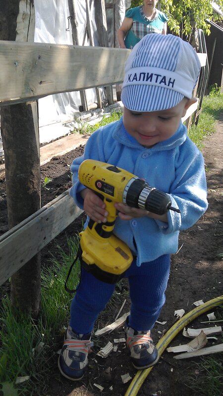 КАПИТАН - МАРИЯ ПОПОВА КАПИТАН - МАРИЯ ПОПОВА