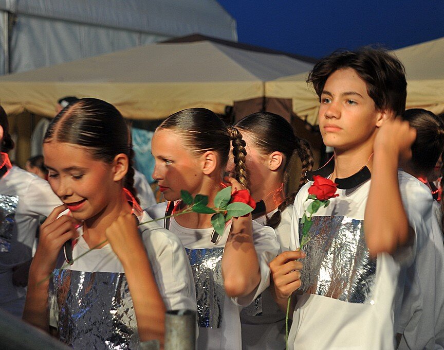 Тайные мысли  о цветочках аленьких ... )) - Владимир Хиль
