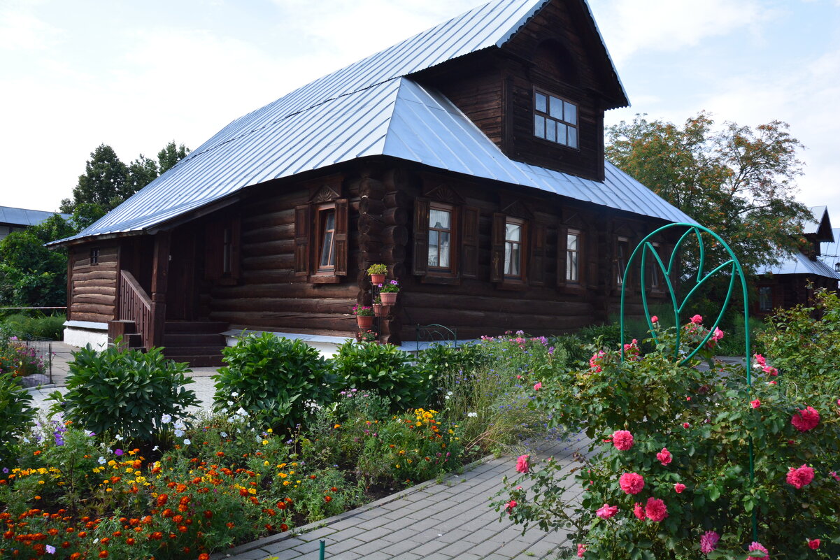 на территории монастыря - Галина R... на территории монастыря - Галина R...