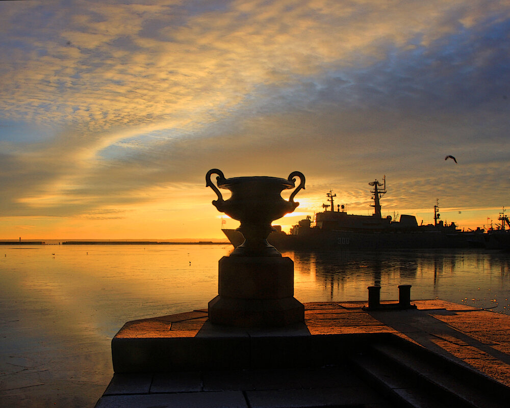 *** - Сергей Григорьев