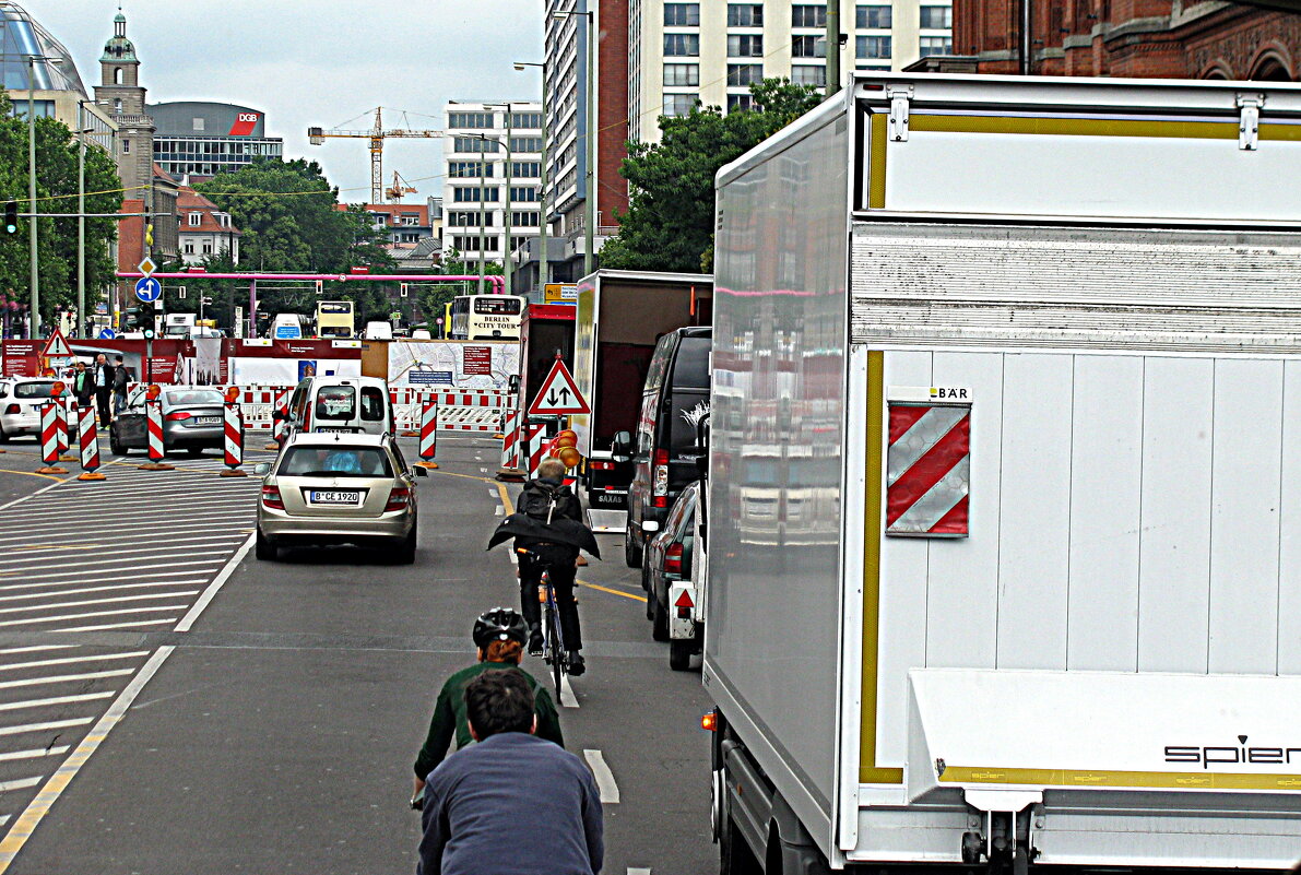 По улицам Белина. - Владимир Драгунский
