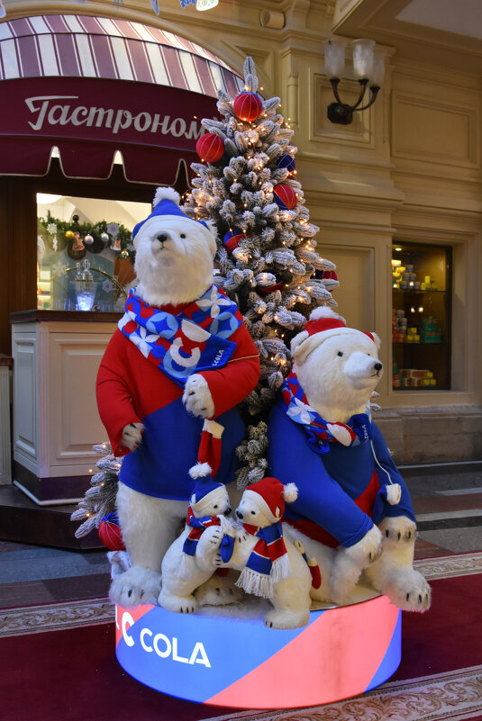 Предновогодняя Москва. ГУМ. - Наташа ***** Предновогодняя Москва. ГУМ. - Наташа *****