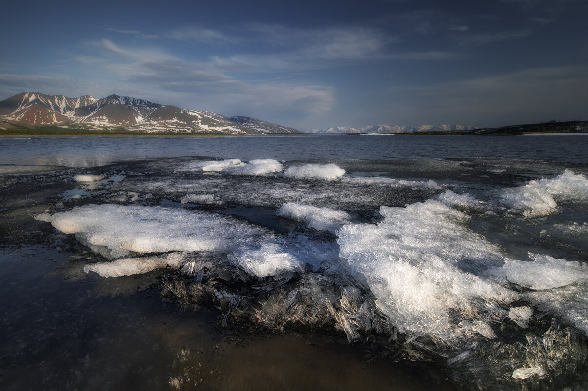 Озёрный хрусталь - Дмитрий Шишкин Озёрный хрусталь - Дмитрий Шишкин