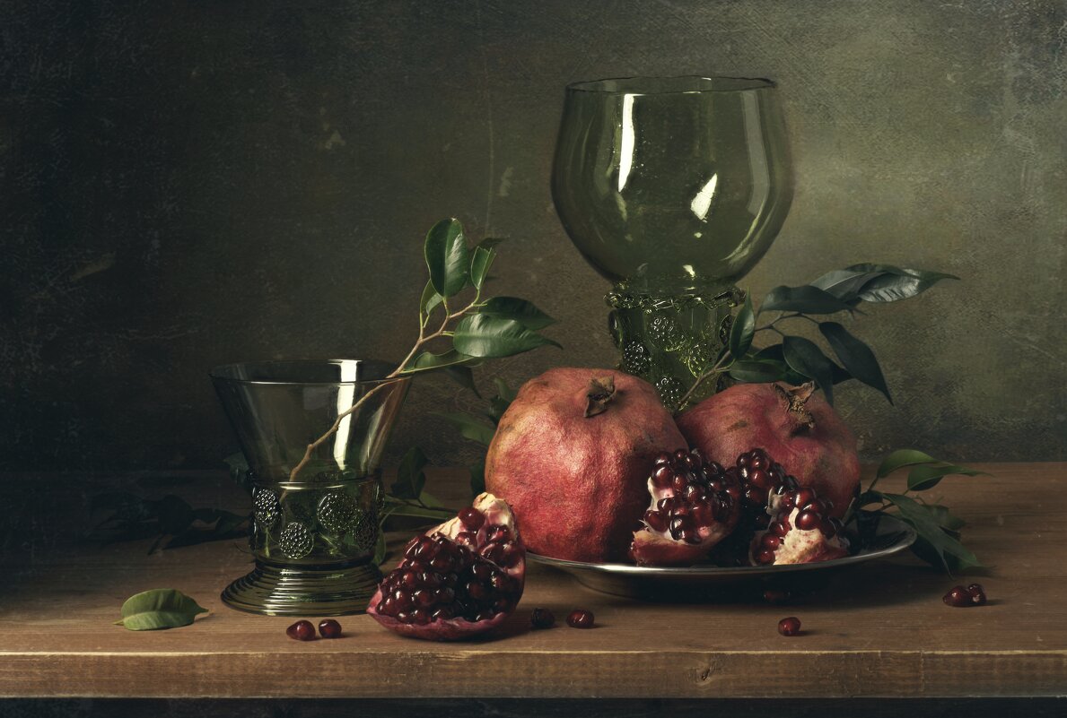 Натюрморт с гранатами и рёмером - Максим Вышарь