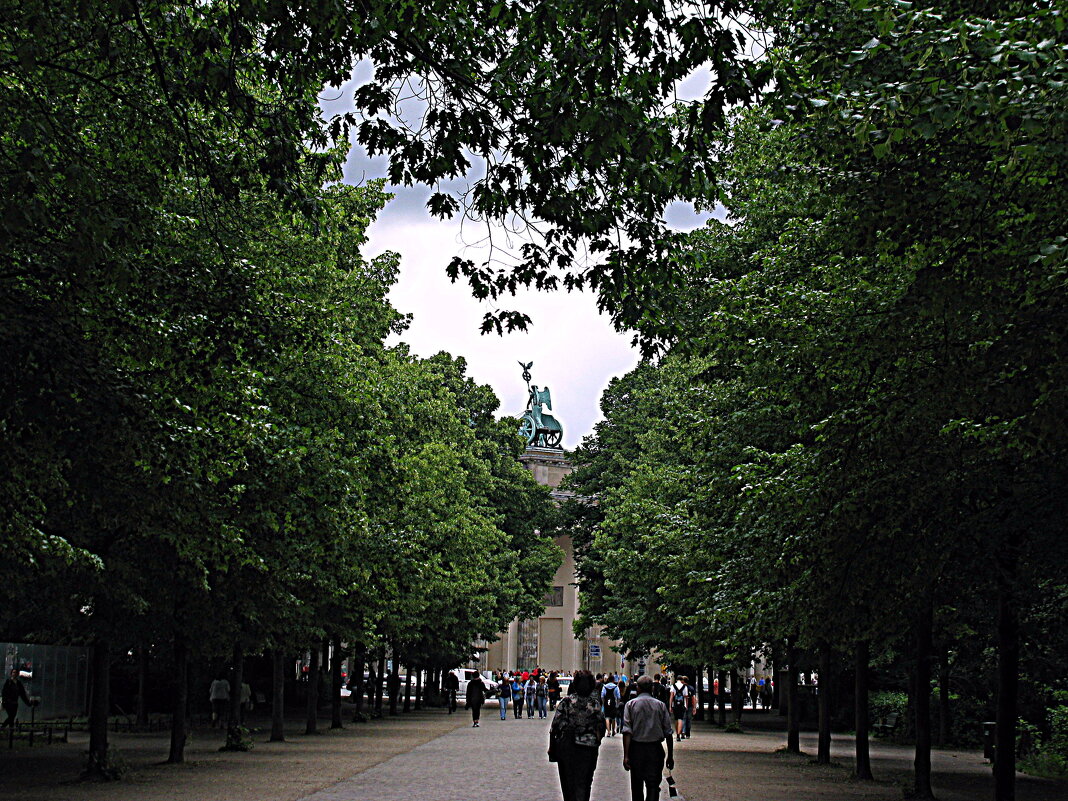 Берлин. - Владимир Драгунский Берлин. - Владимир Драгунский