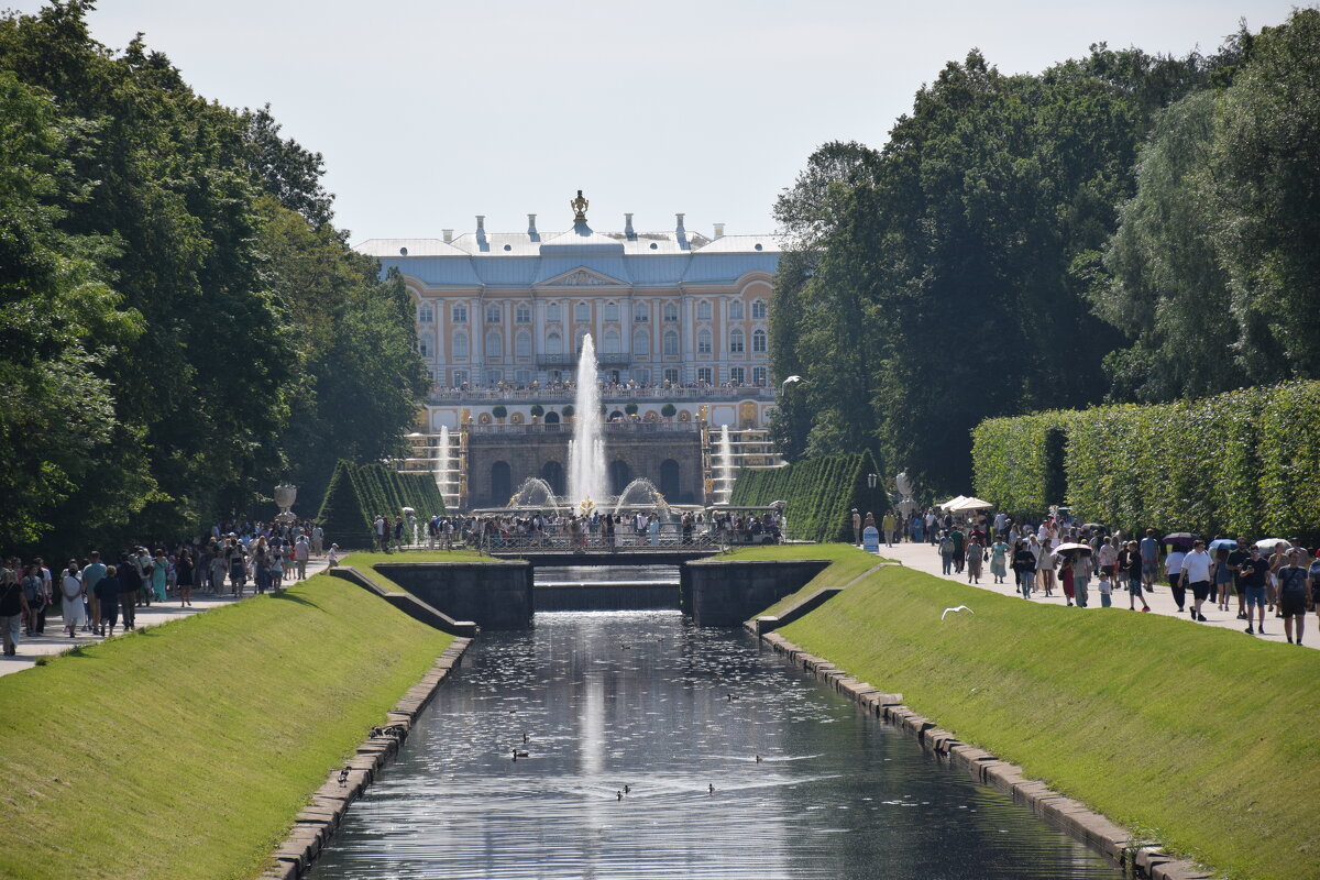 ПЕТЕРГОФ - Валюша Черкасова