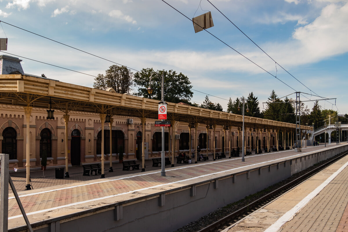 железнодорожный вокзал - navalon M