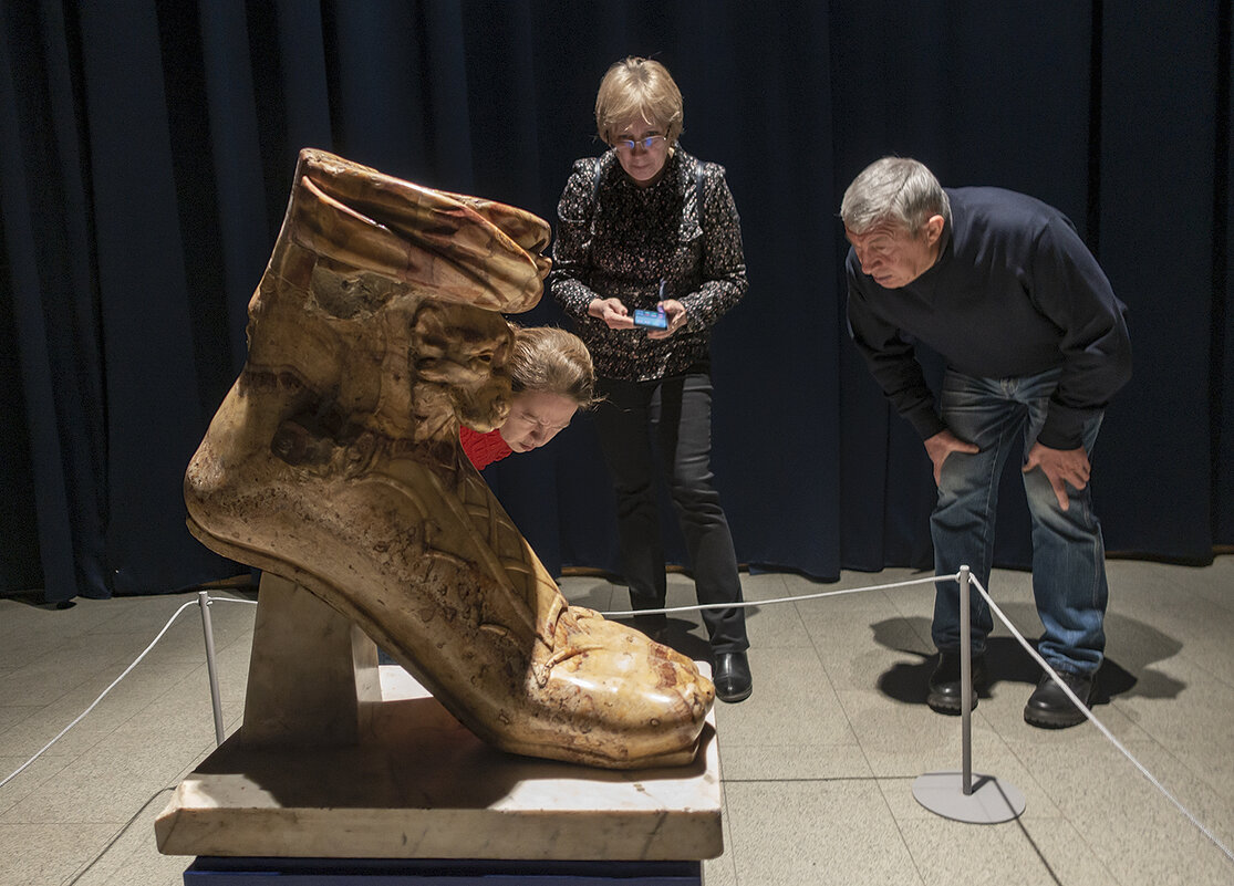 *** - Александр Русинов